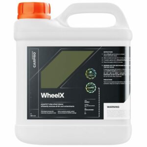 CarPro WheelX je silný čistič kol a pneumatik, který účinně odstraňuje brzdový prach, silniční špínu a mastnotu. Ideální pro hliníková kola i pneumatiky.